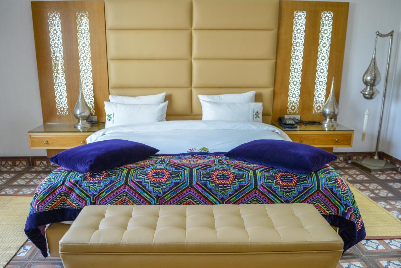 فندق Aralia Boutique 4*