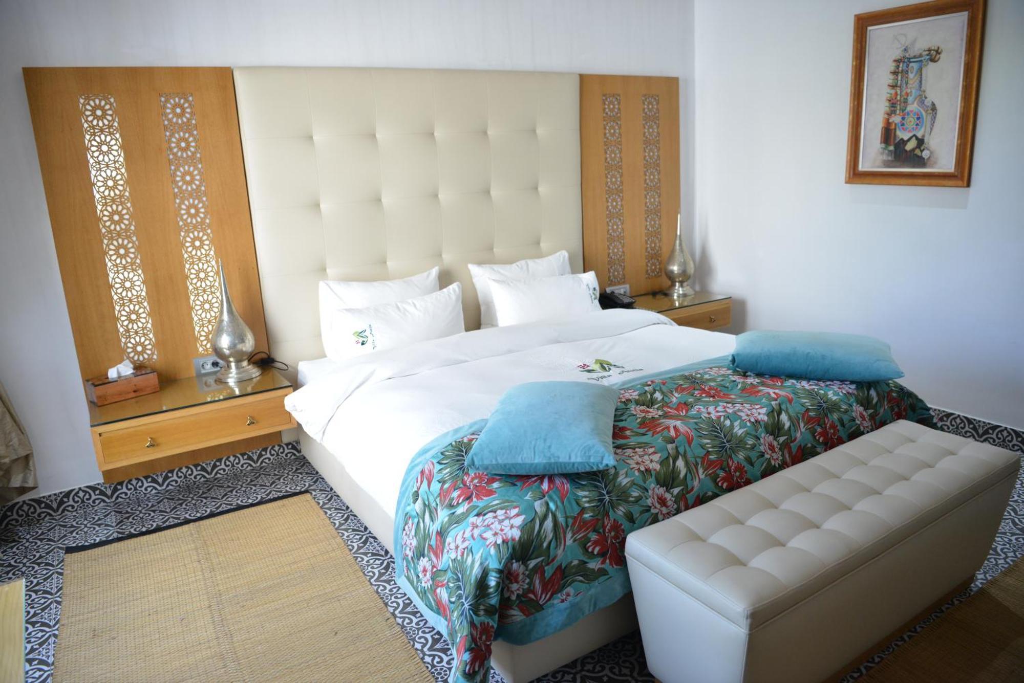 Aralia Boutique فندق 4*