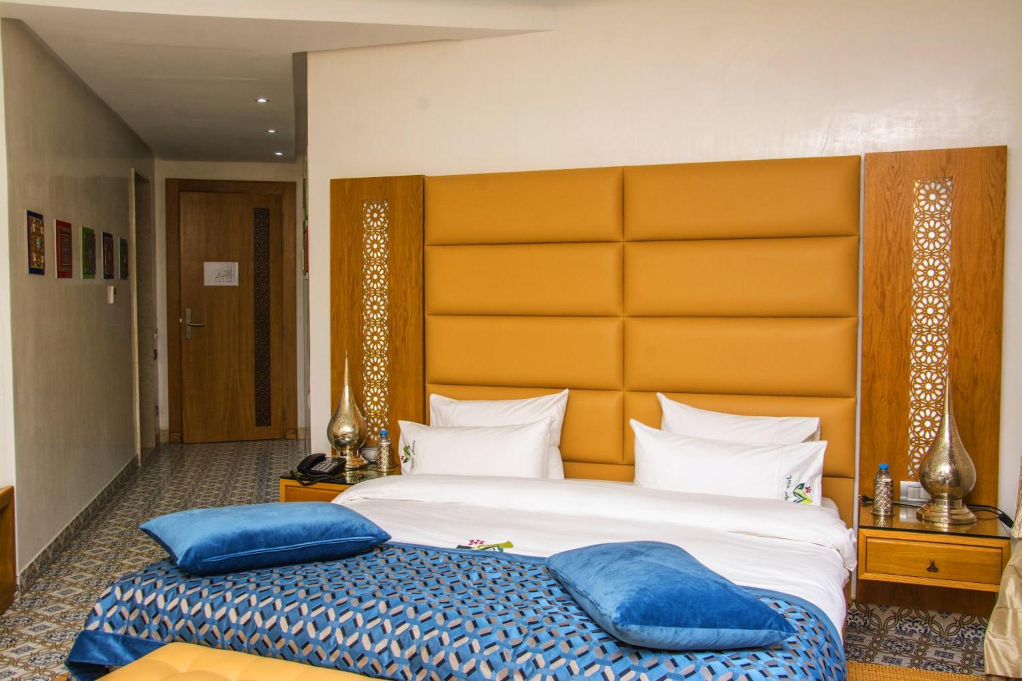 Aralia Boutique 4*